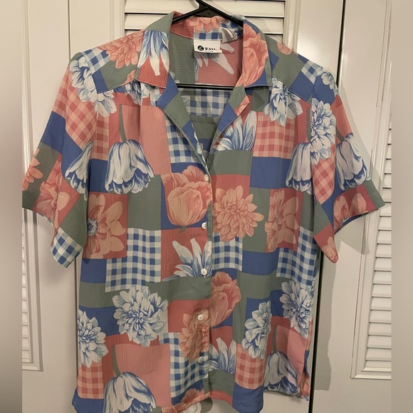 Vintage button-down blouse 8 - Picture 1 of 6